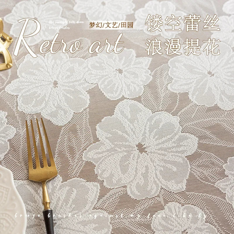 Nappe carrée ou ronde en dentelle Camelia