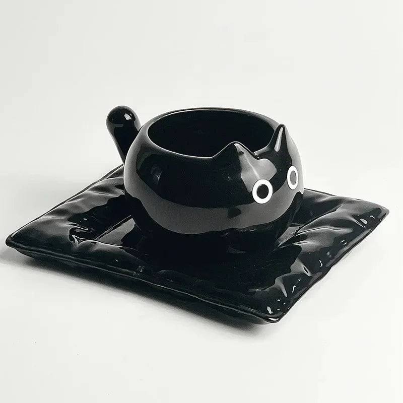 Tasse en forme de chat mignon