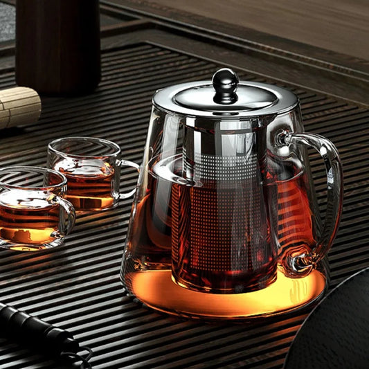 Théière en verre avec infuseur