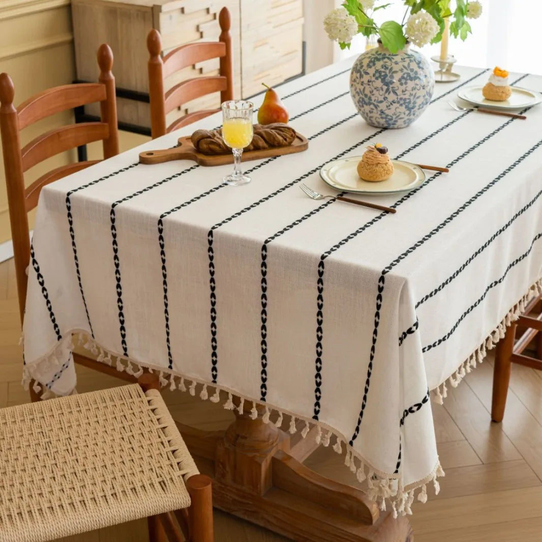 nappe rectangulaire moderne pompons