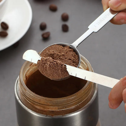 Tasses et cuillères à mesurer de luxe