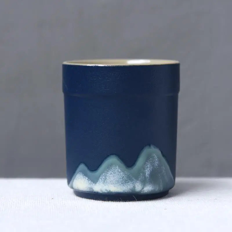 Tasse en céramique vintage