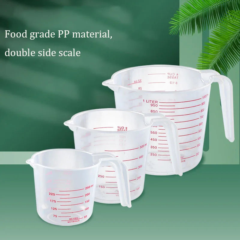 tasses à mesurer plastique